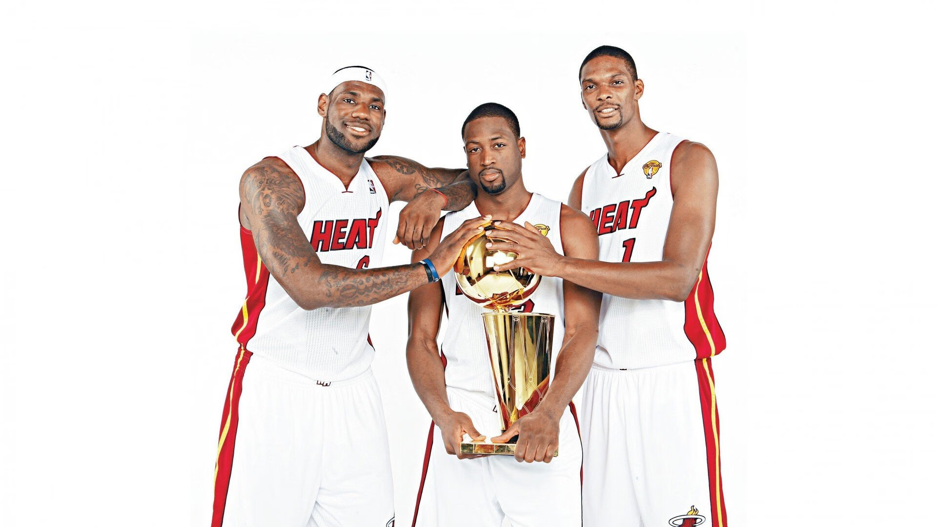 科维托娃回归赛场，绝杀首场状态亮眼，篮网观众沸腾！